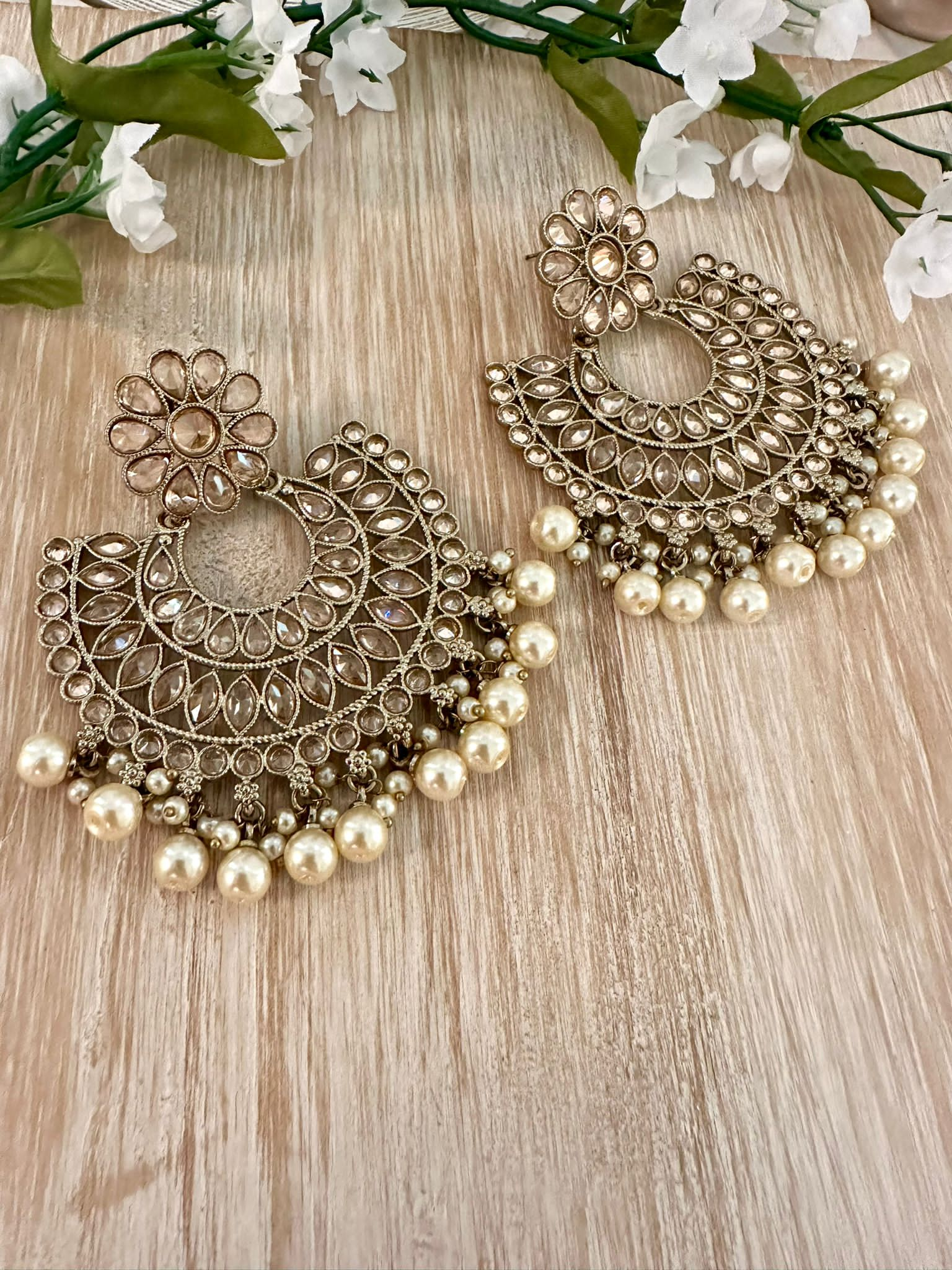 Gulzar- Round polki earrings